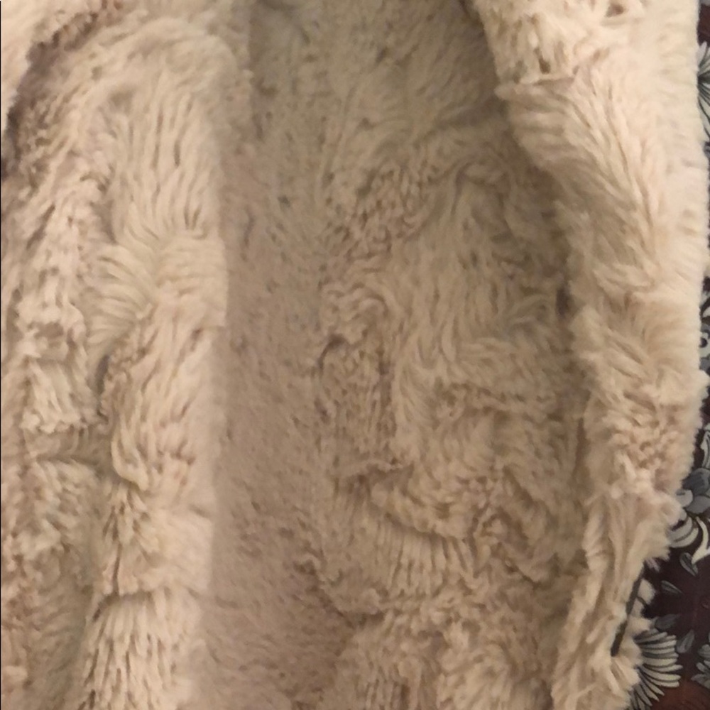 Coat - Picture 3 of 5